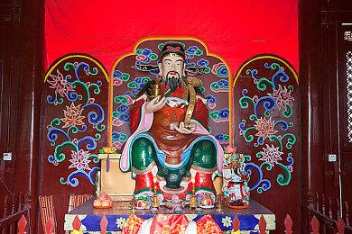 激烈竞争的战略游戏《小兵大战》于10.12在主机平台发布， 在像素大战中尽情蹂躏吧！